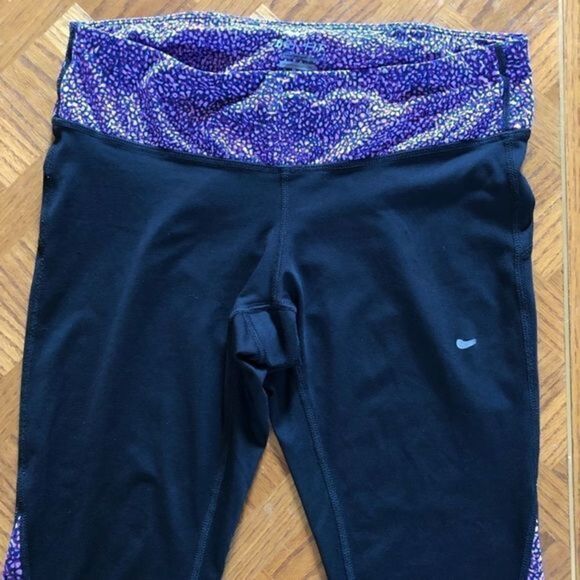 Awesome Nike Dri Fit Athletic Capris Med Excellent Consition - Picture 2 of 5